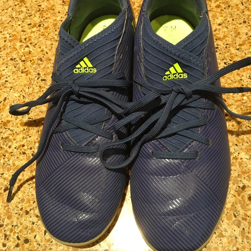 Adidas Messi indoor soccer cleat